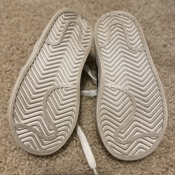 Toddler Adidas - Picture 4 of 9